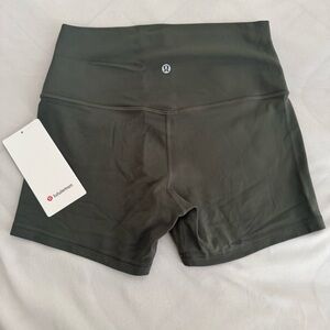 lululemon athletica Align High-Rise Shorts 4”